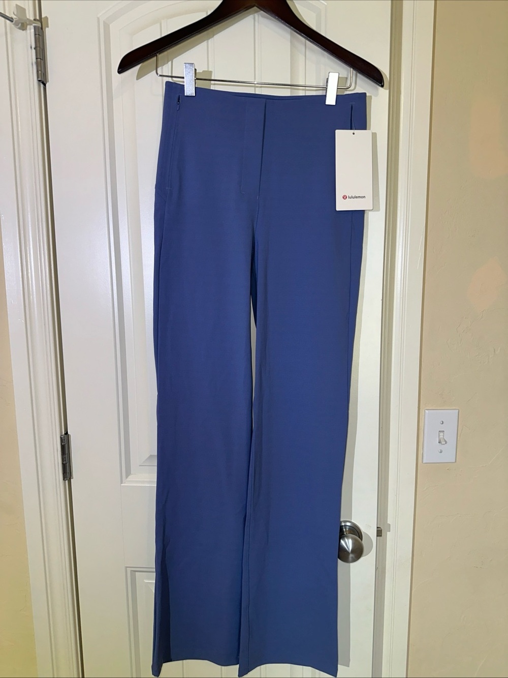 Lululemon Smooth Fit Pull-On High-Rise Pant Size 6 Blue NWT